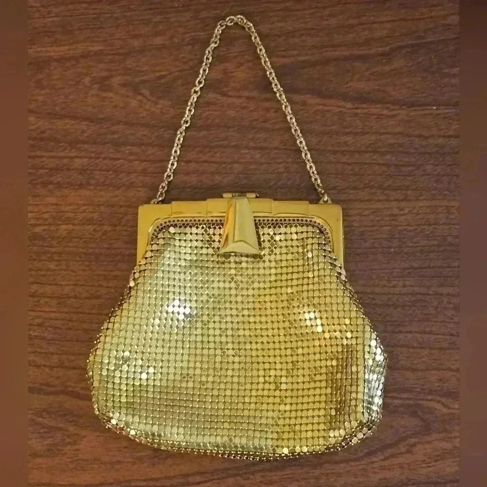 Vintage 40's Whiting & Davis Gold Metal Mesh Evening Bag